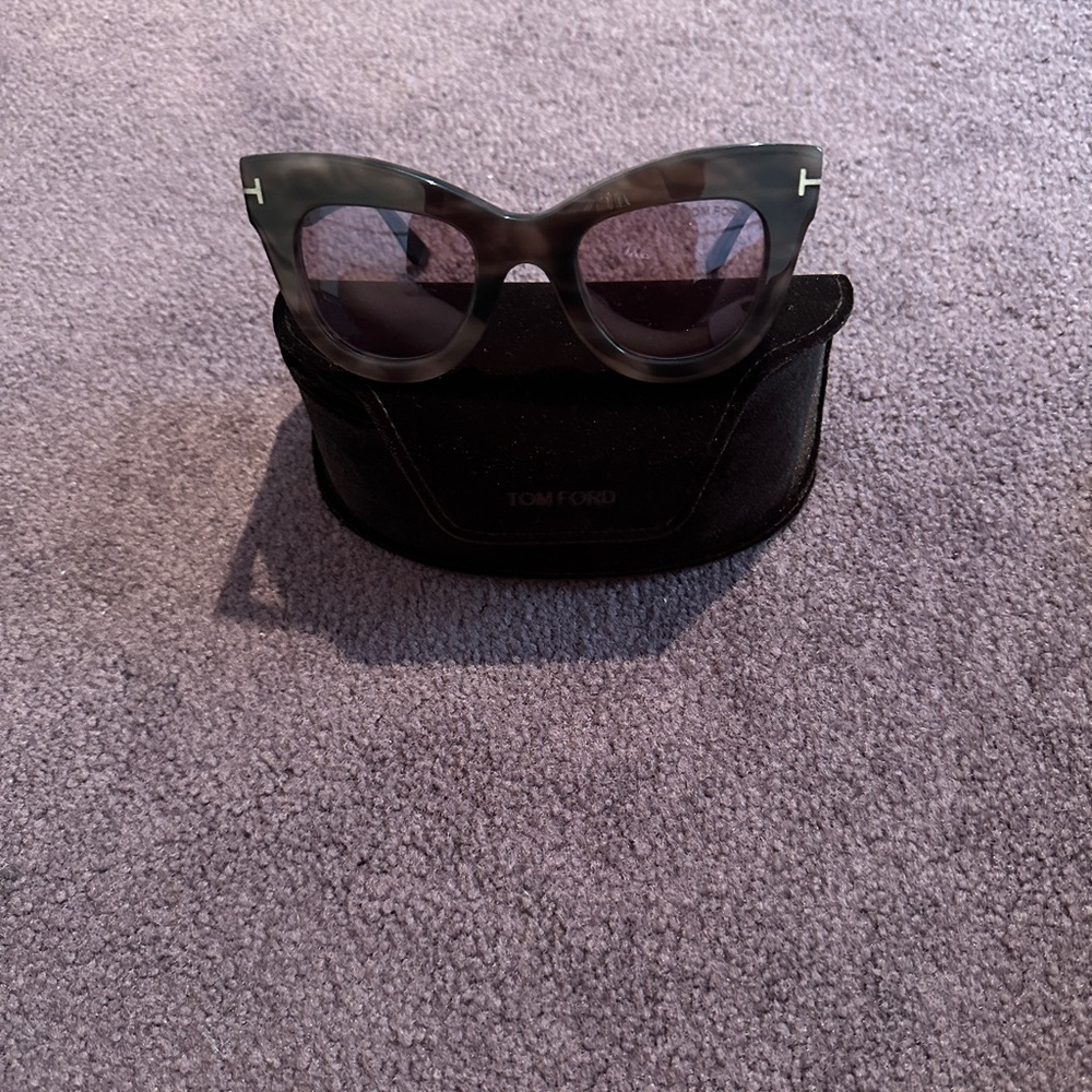 Tom Ford Dark Gray Cat Eye Sunglasses